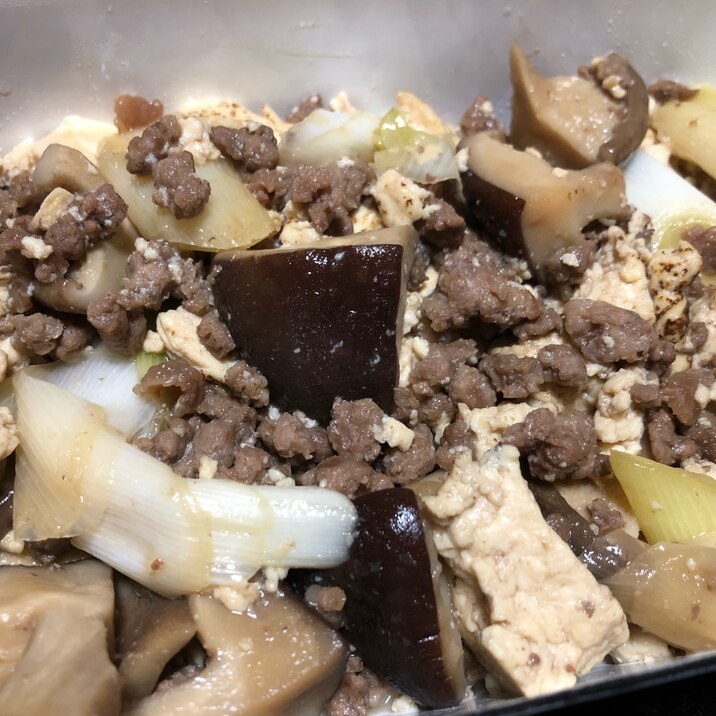 粗挽きひき肉と焼き豆腐の旨煮